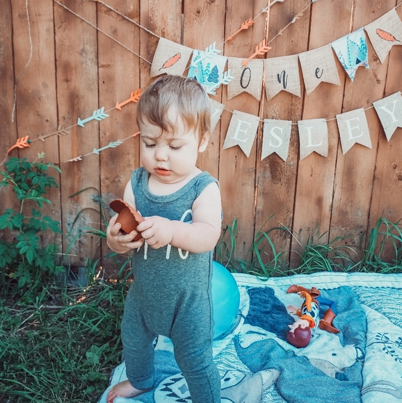 " One" 1st birthday banner - Picture 1 of 2